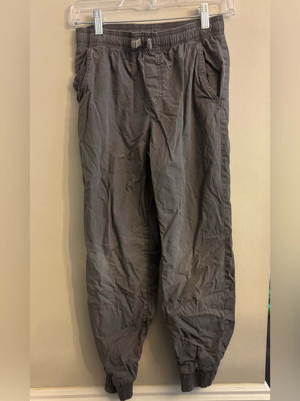 Boy’s Gray Elastic-Waist Jogger Pants